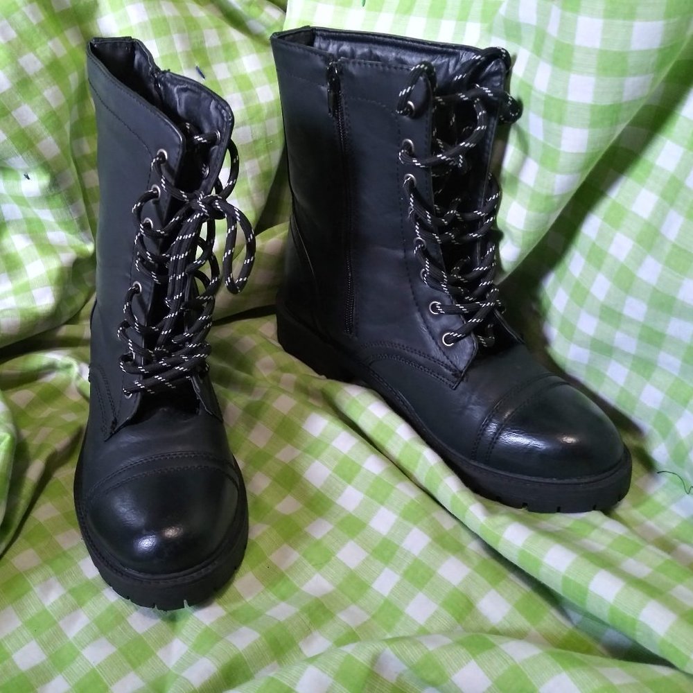 Steve Madden faux leather women's combat boots- size 8